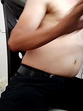 MrSecretSuit Webcamshow