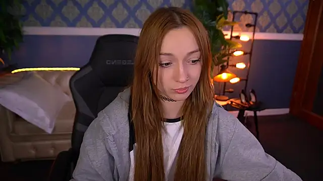 Chat XXX en directo de LizzaMoonn