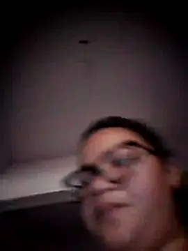 vvksmn Live XXX chat