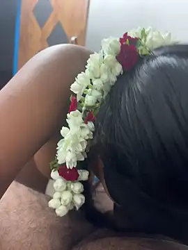Tamil_coupless live XXX chat