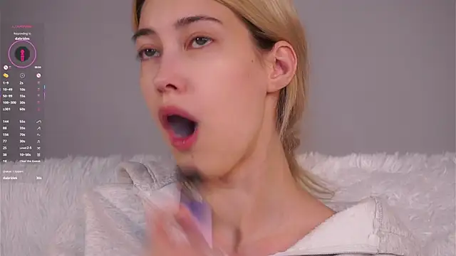 Онлайн чат XXX AngelicRice