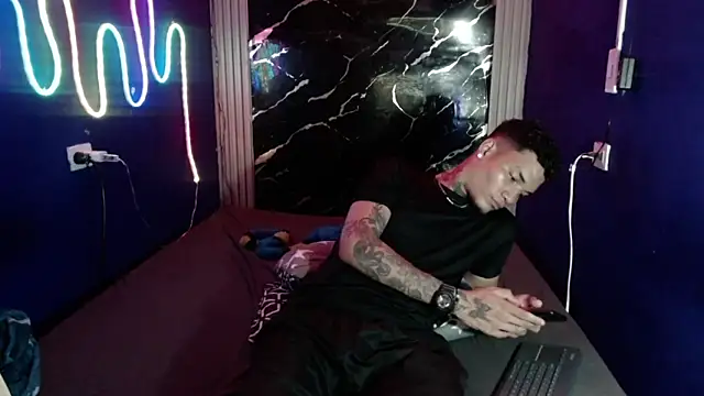 Вебкам-шоу stevefox00