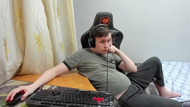 iliaskrislove's Live XXX Chat