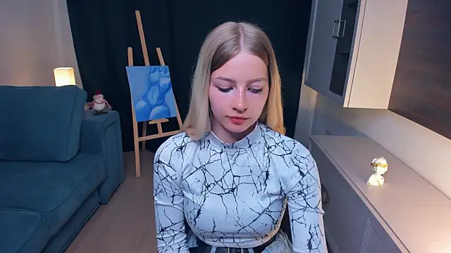 DeniseMekusn Webbikameraesitys