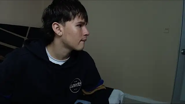 Živý XXX chat SEXYBOY_VC