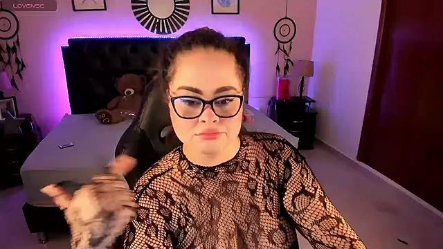 LolaVillalobos Adlı Modelin Canlı XXX Sohbeti