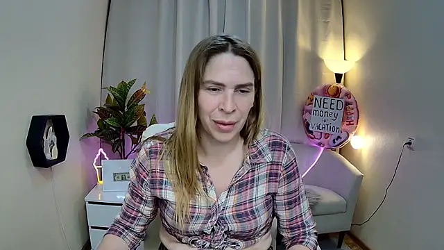 Chat +18 de TessaDaybreak ao vivo