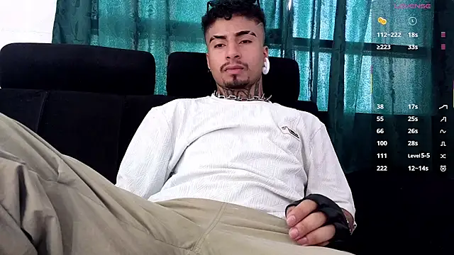 Show modela JuanCamiilo_66 na web-kameri