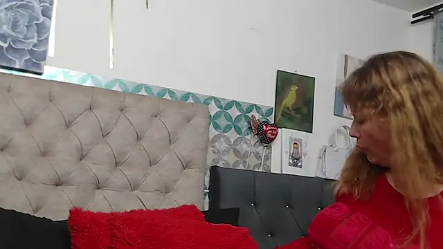 Chat +18 de Victoriacoperino ao vivo