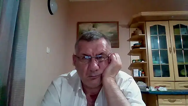 XXX chat uživo modela machomale3