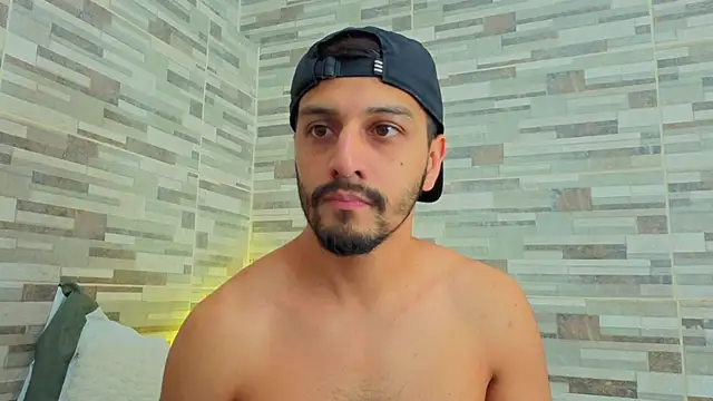 joelcallvil1's Live XXX Chat