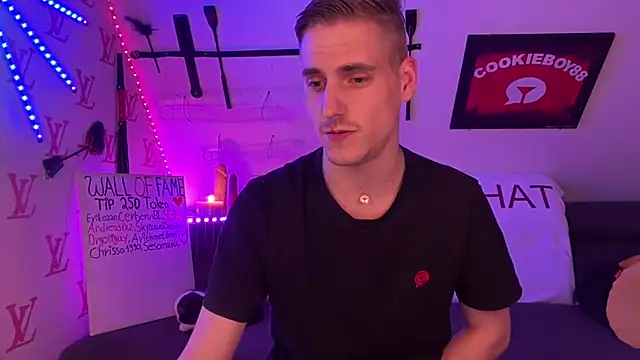 Cookieboy88 live XXX chat