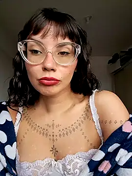 Chatroom XXX en direct de debra_mami