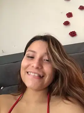 3littles' Live XXX Chat