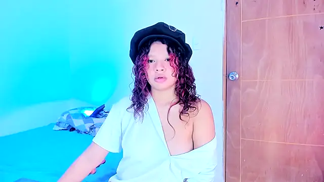 Emily_Coper18 – Naživo XXX chat