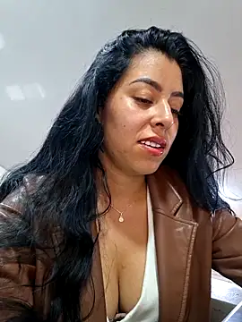 Luianna Chat XXX in diretta