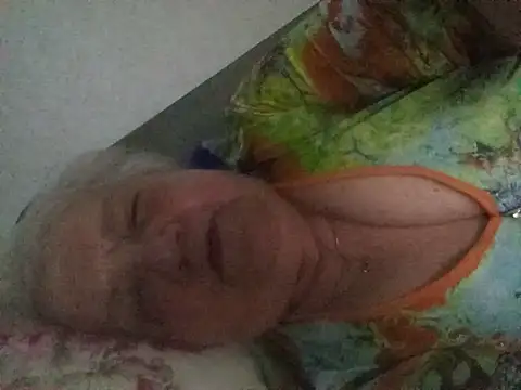 HapinessLovee's Live XXX Chat