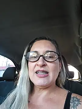 Chat +18 de BellaFortuneGaucha ao vivo