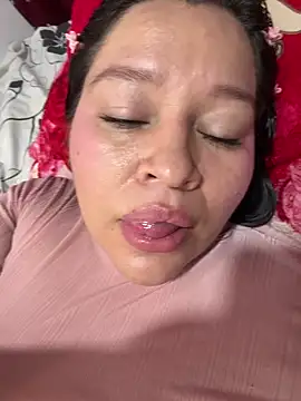 Lovelipsbig Chat XXX in diretta