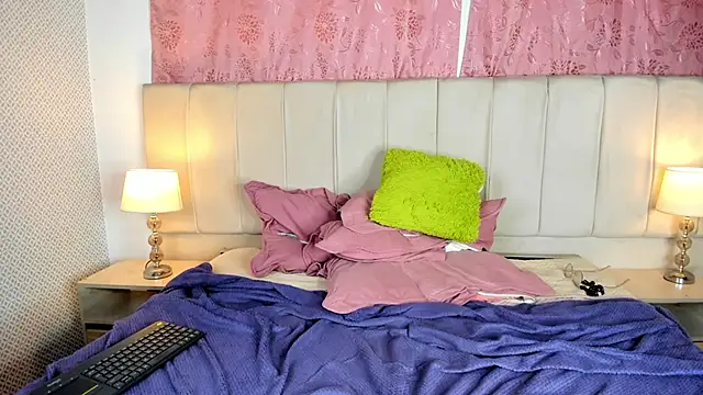 mia__gvのライブXXXチャット