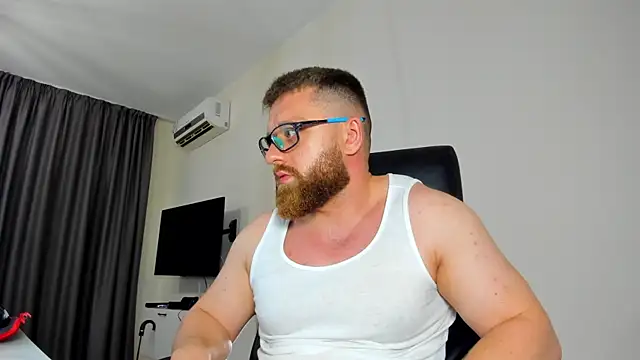 Findom_guy: онлайн-секс-чат