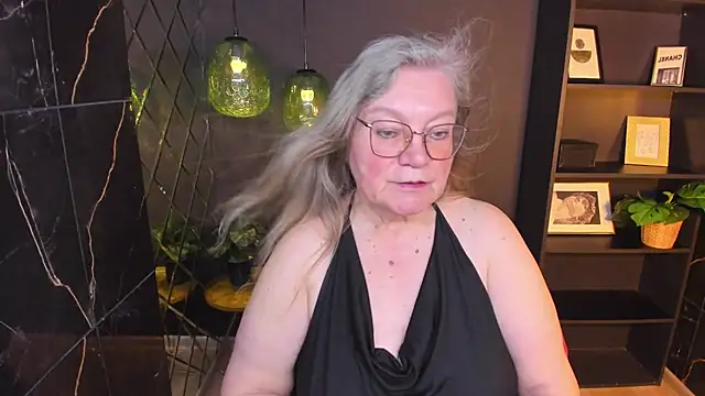 Chat +18 de NataliMellow ao vivo