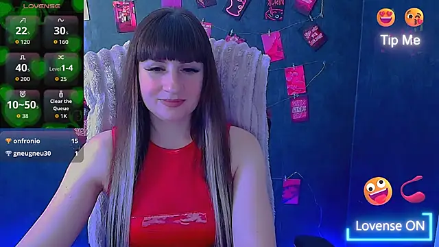 Chatroom XXX en direct de Violla_My