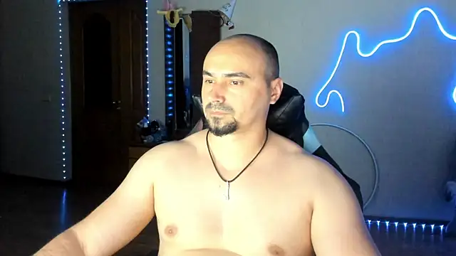 Show modela -Ziesh- na web-kameri