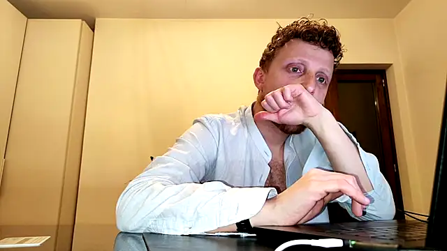 Red_dragon94 Webcam show