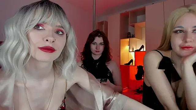Goddess-Rose Live XXX Chat
