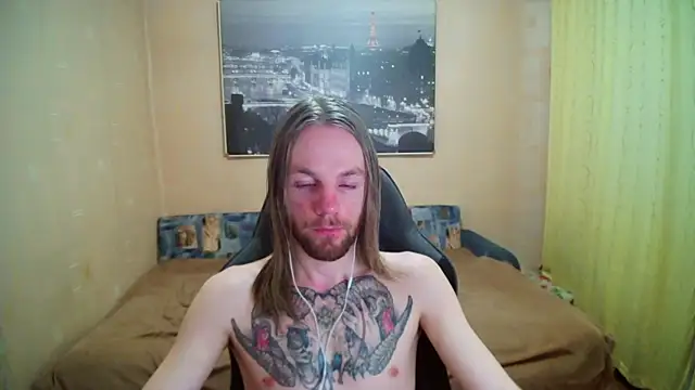 AdamDickensn Webbikameraesitys