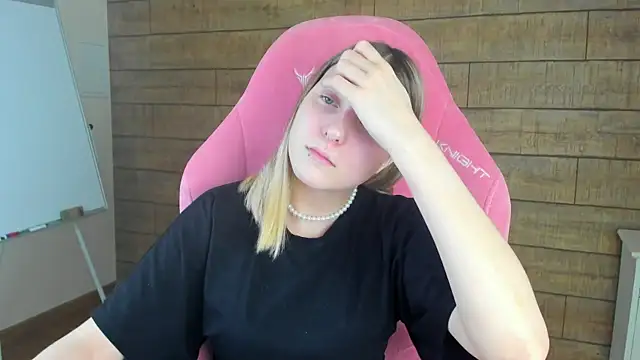 Chat XXX en directo de TinnaBurton