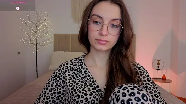 Czat XXX na żywo – Real_cutie1