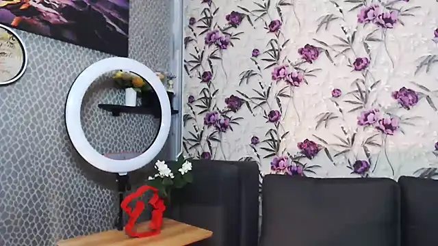 cutewoman67's Live XXX Chat