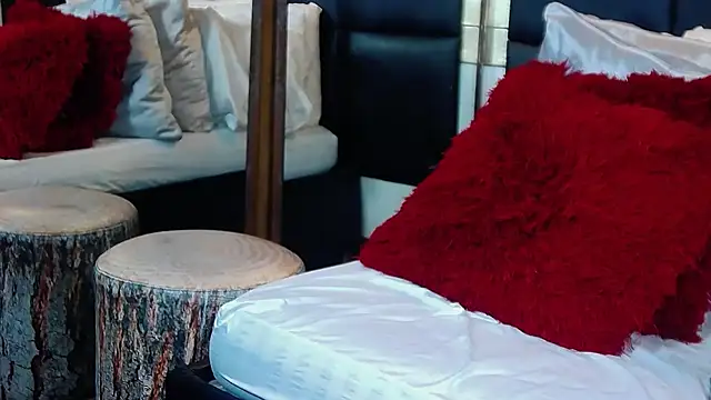 Chat +18 de AmberDiamont ao vivo