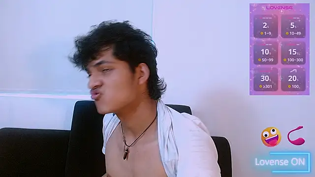 SahirCharm's Live XXX Chat