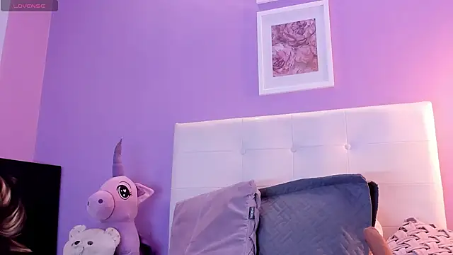 Živý XXX chat Charlotte11-11