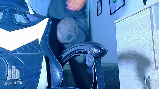 Dantekent Pertunjukan Webcam