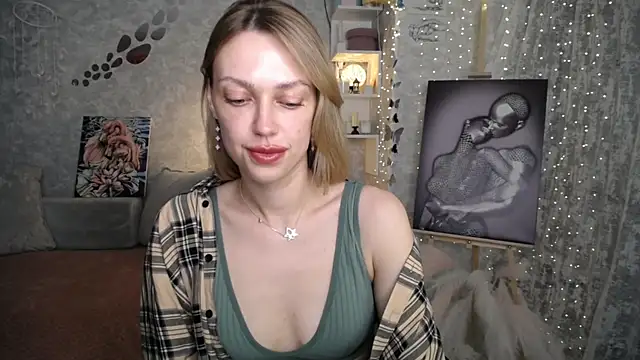 NickyAdamidi Adlı Modelin Canlı XXX Sohbeti
