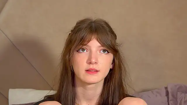 SophiaProve's Live XXX Chat
