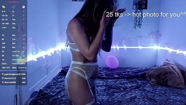Show modela CucKuhta na web-kameri