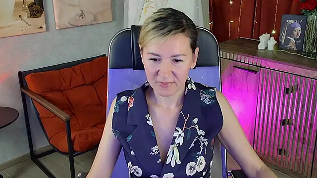 DonnaSmitth – Naživo XXX chat