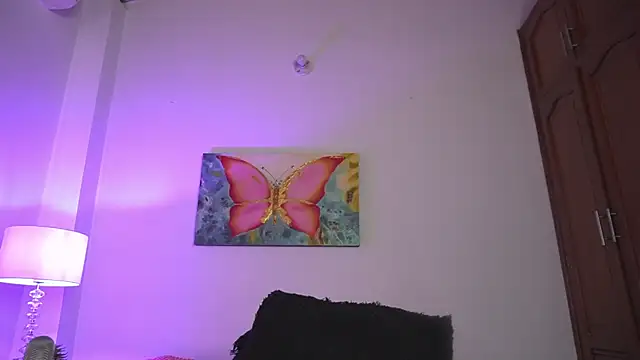 yayoi_cresp18 Chat XXX in diretta