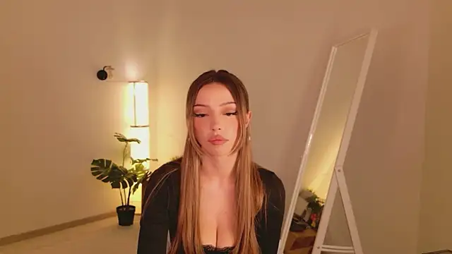 tinapie Live XXX Chat