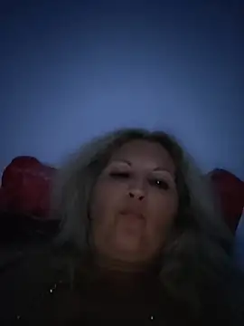 دردشة Divineblond الجنسية المباشرة