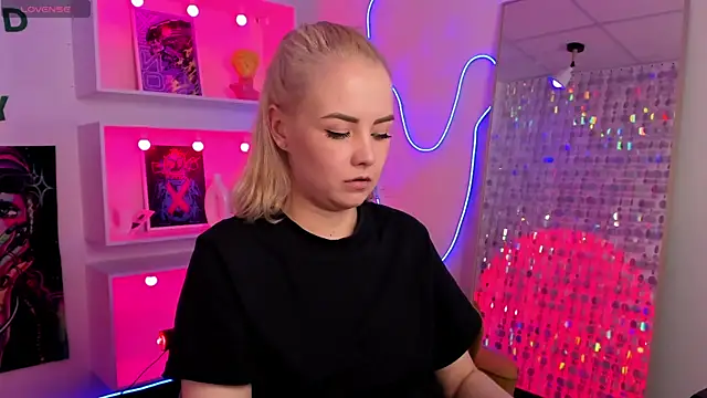 StephanieSweety Live XXX Chat