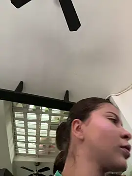 Živý XXX chat Scarlet_Rosexx