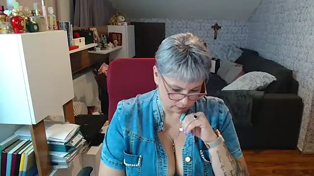 bigtits4you: απευθείας συνομιλία ΧΧΧ