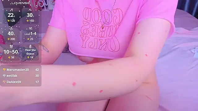 BlondieSummerのウェブカメラショー
