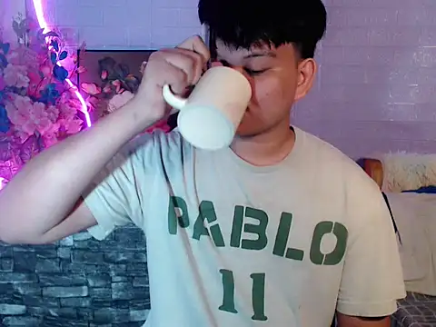 Rain_cum Pertunjukan Webcam